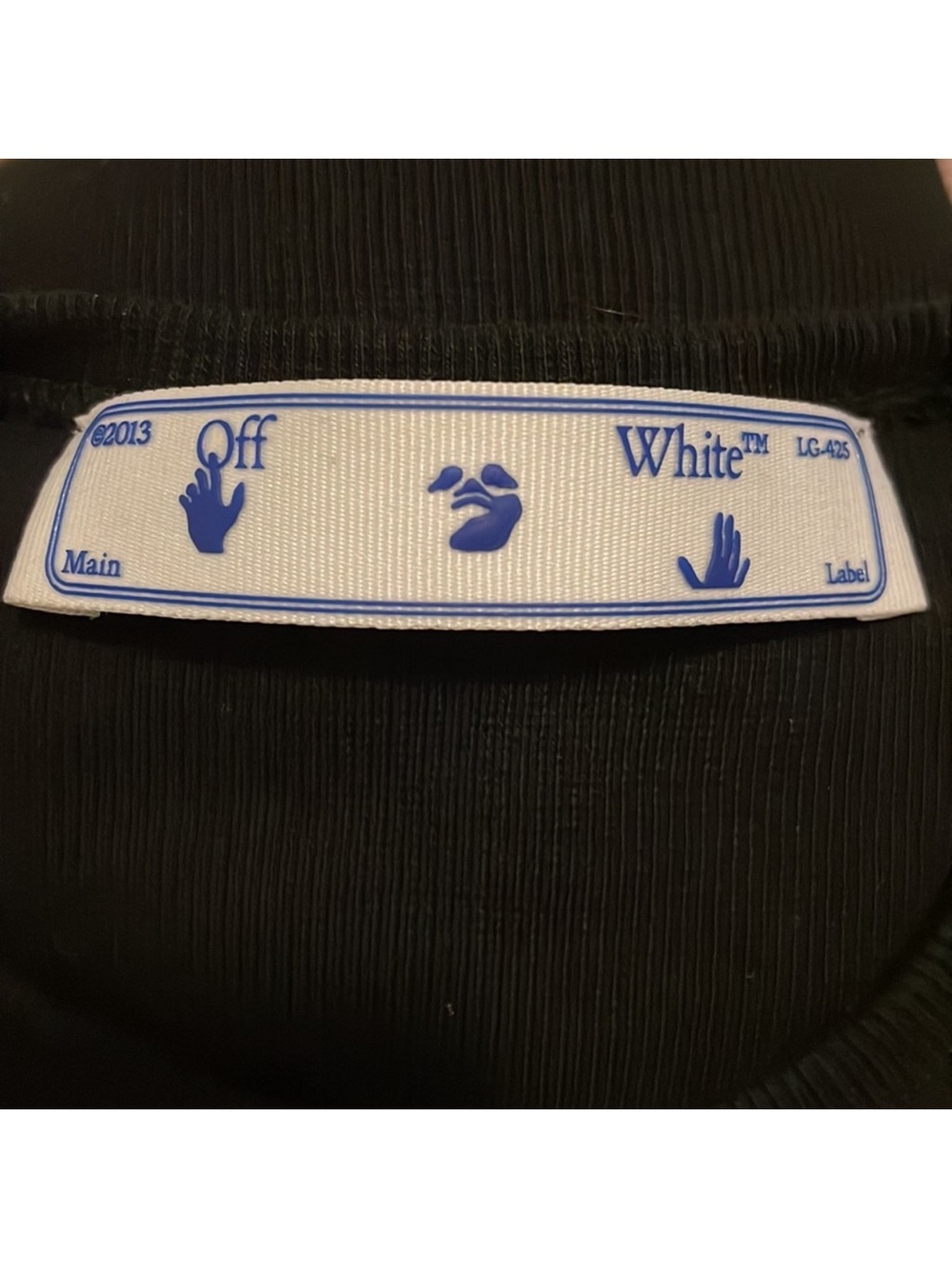Off-White -Logo Black Slim Ribbed Fit Crew Neck Tee - Picture 3 of 3